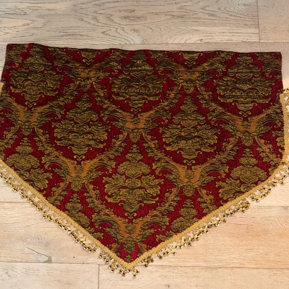 Croscill Other - Croscill Imperial Empress Brocade Red Gold Valance tassels 40”X31” Ascot New